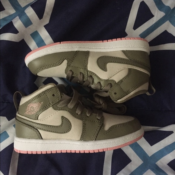 jordan 1 mid trooper bleached coral